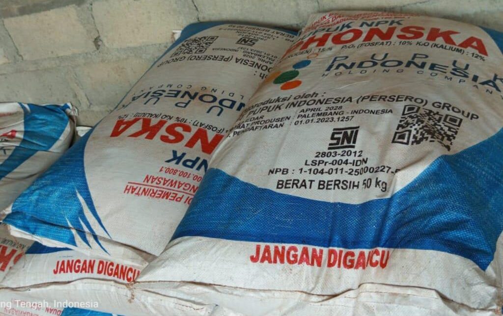 Petani Tiyuh Kagungan Ratu Agung Keluhkan Harga Pupuk Subsidi di Atas HET